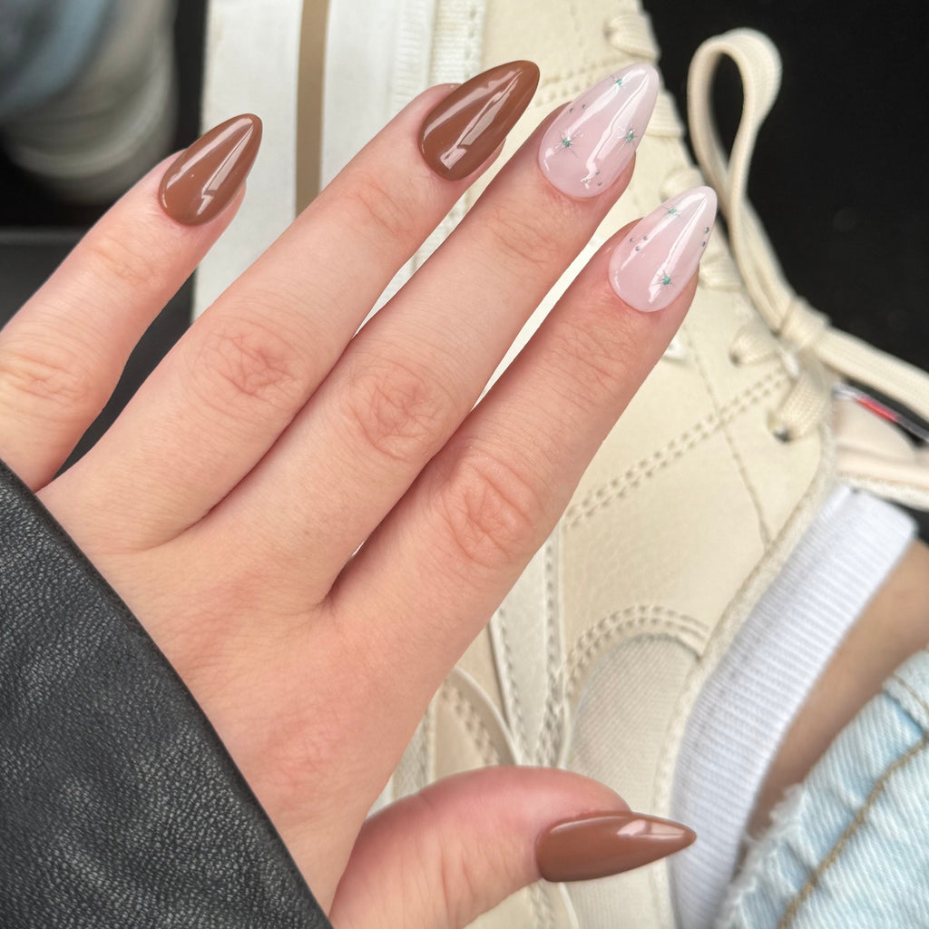 121 - Chestnut Brown